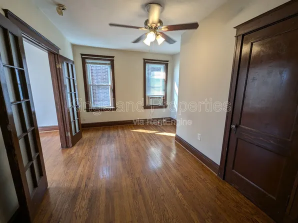5111A S Broadway St, Saint Louis, MO 63125