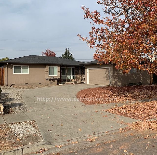 1st image of 1553 Shaw Dr