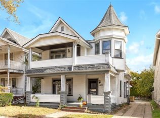 1439 W 54th St, Cleveland, OH