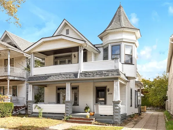 1439 W 54th St, Cleveland, OH 44102