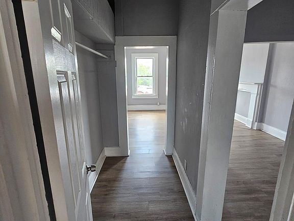4th image of 496 Broadway #1