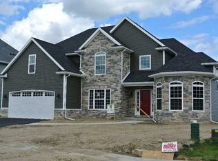 5468 Cold Creek Ct, Sylvania, OH 43560