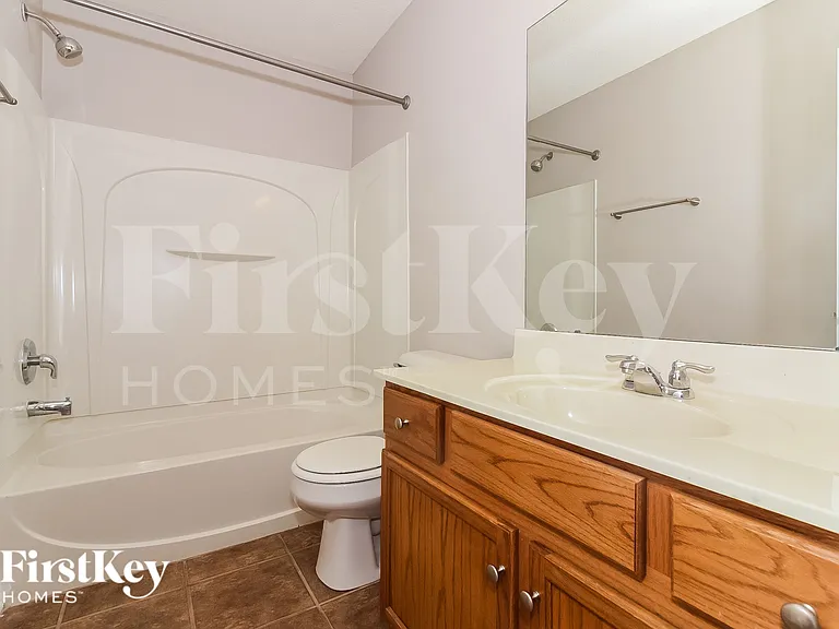 5845 Peterson Ridge Ln — Photo 12