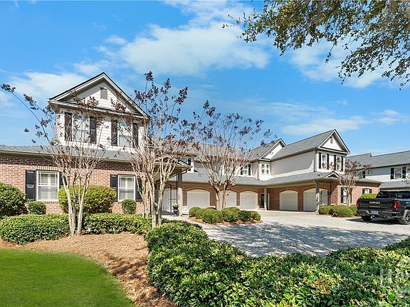 3rd image of 1304 River Oaks Drive #1304