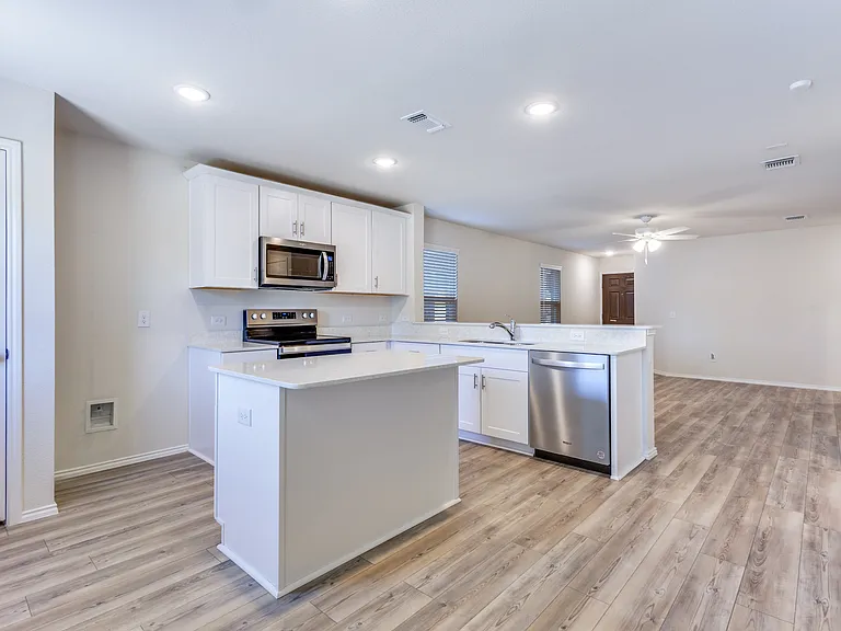 843 Ozark Path — Photo 8