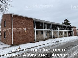 2251 Imperial Ln APT 8, Green Bay, WI 54302