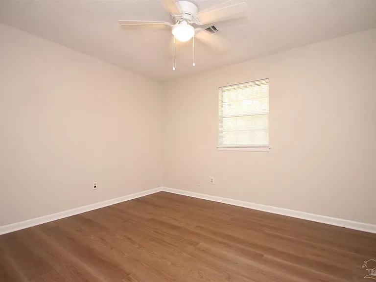 3195 Highway 196 — Photo 22