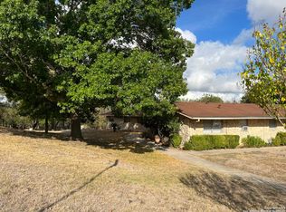 6534 Kings Crown W, San Antonio, TX 78233