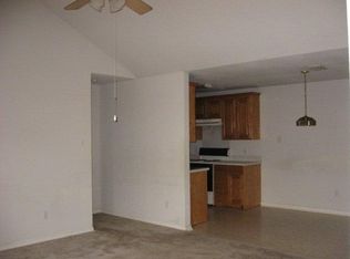 732 Stribling Cir, Azle, TX 76020