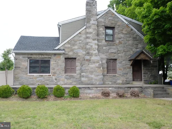 930 N Delsea Dr, Clayton, NJ 08312