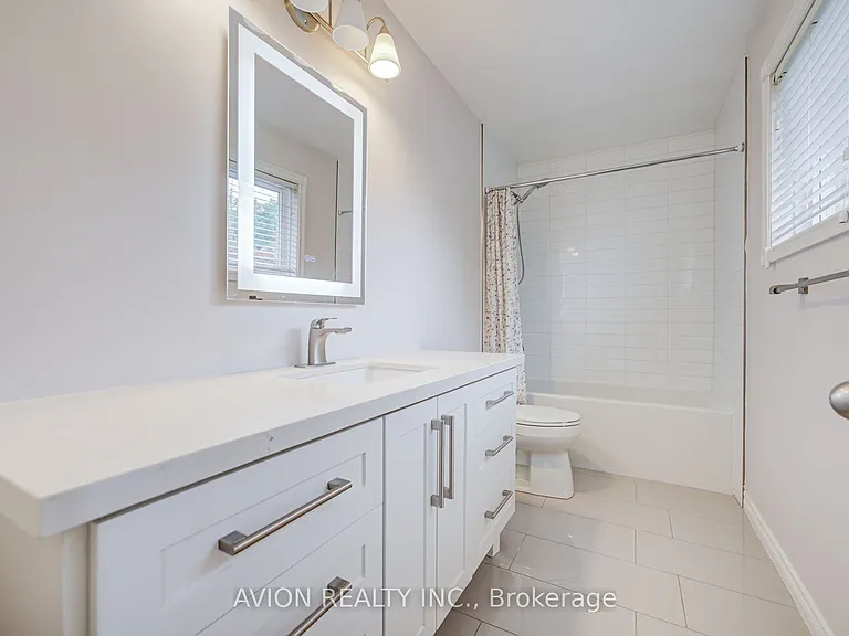 9 Falan Heights Cres — Photo 28