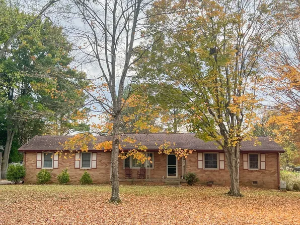 102 Crosby Dr, Hendersonville, TN 37075