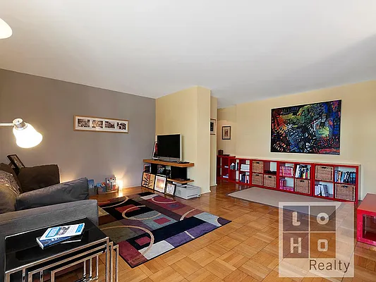 Sold by LoHo Realty | media 11