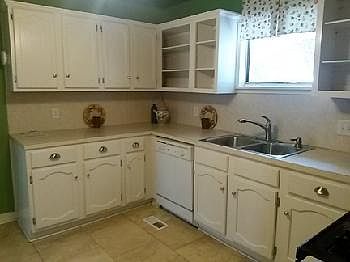 2nd image of 408 Goshen Ave