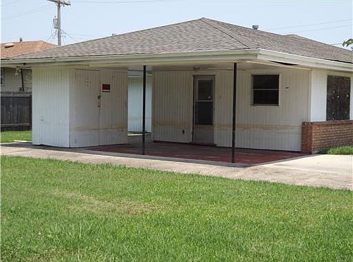 3rd image of 4600 Gabriel Dr