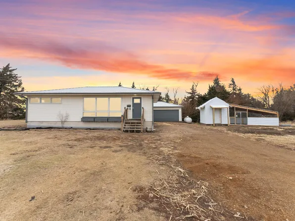 48229 279th St, Canton, SD 57013