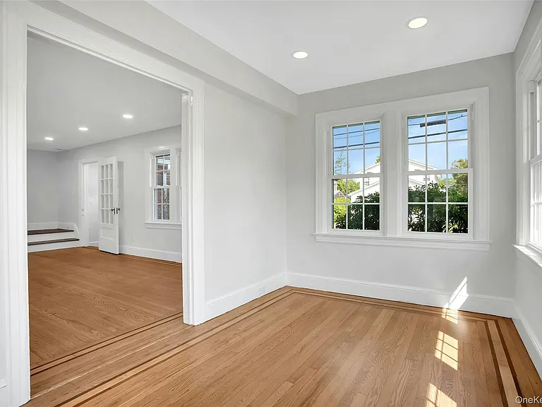 92 Hillside Ave — Photo 7