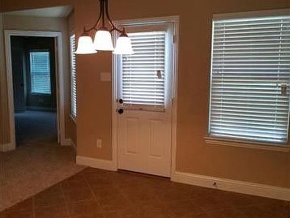3rd image of 638 Teakwood Dr #638