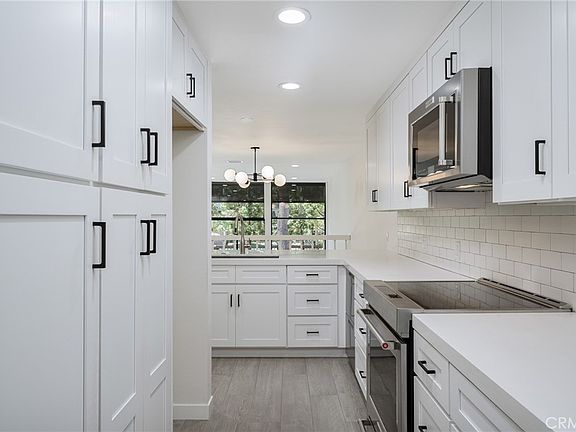 5th image of 5116 N Marina Dr #19