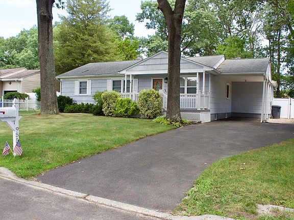 2nd image of 955 McGuire Dr