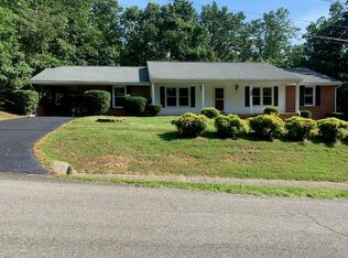 5511 Ferguson Dr, Roanoke, VA 24014