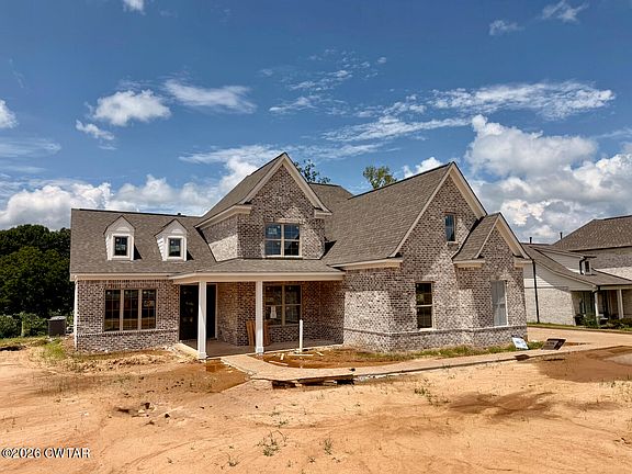 2nd image of 125 Westhaven Pl