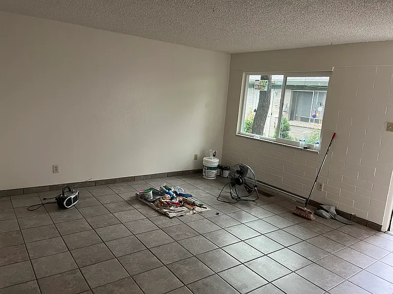 516 Madeira Dr SE #3 — Photo 5
