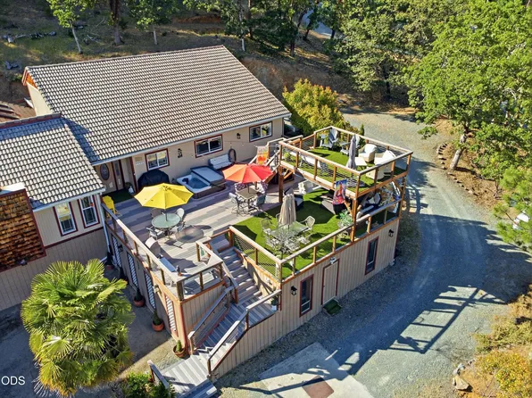 900 Rancho Vista Dr, Grants Pass, OR 97526