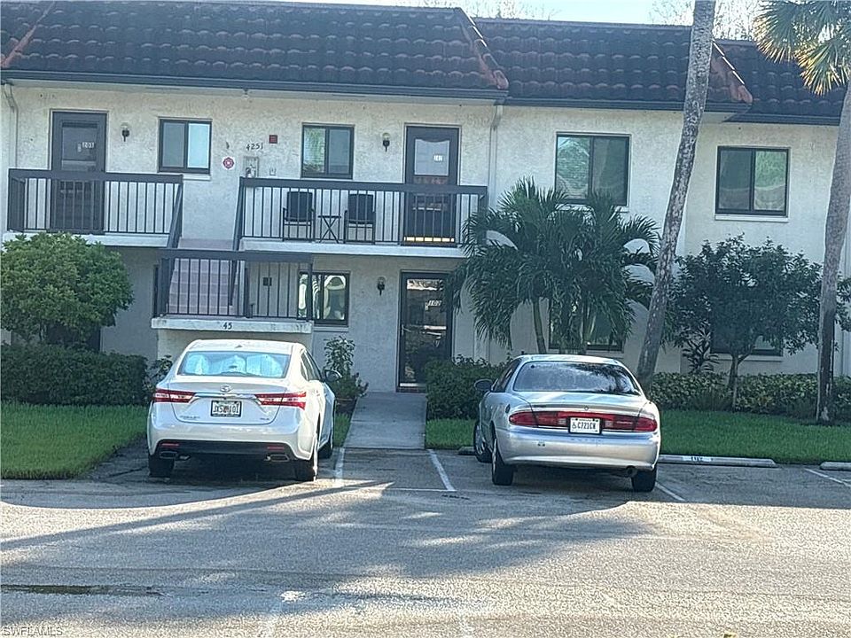 1st image of 4306 27th Ct SW APT 203