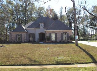 725 Poplar Creek Ct., covington, LA 70433