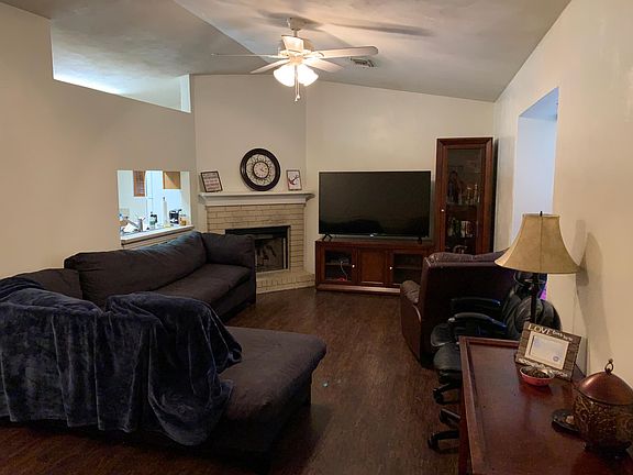 3rd image of 2718 Via Milano Ave #B