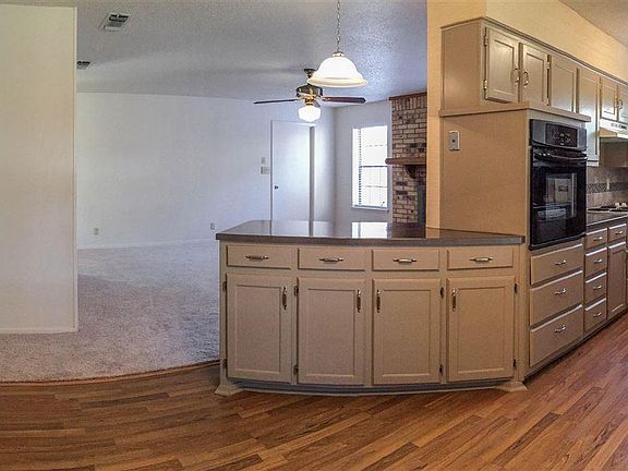 4th image of 1608 Bert Dr