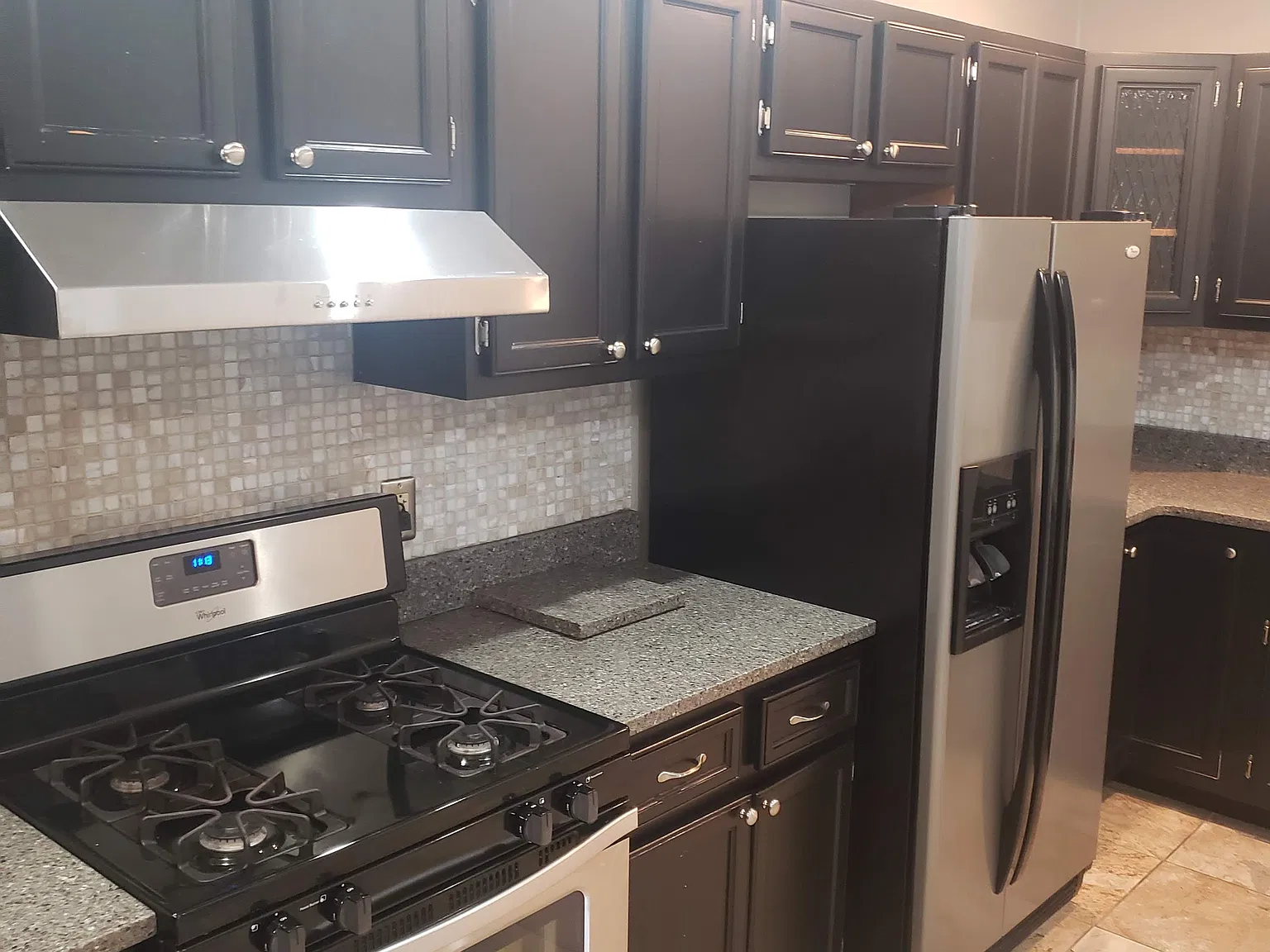 2 bed, 936 sqft, $1,600 — Photo 3