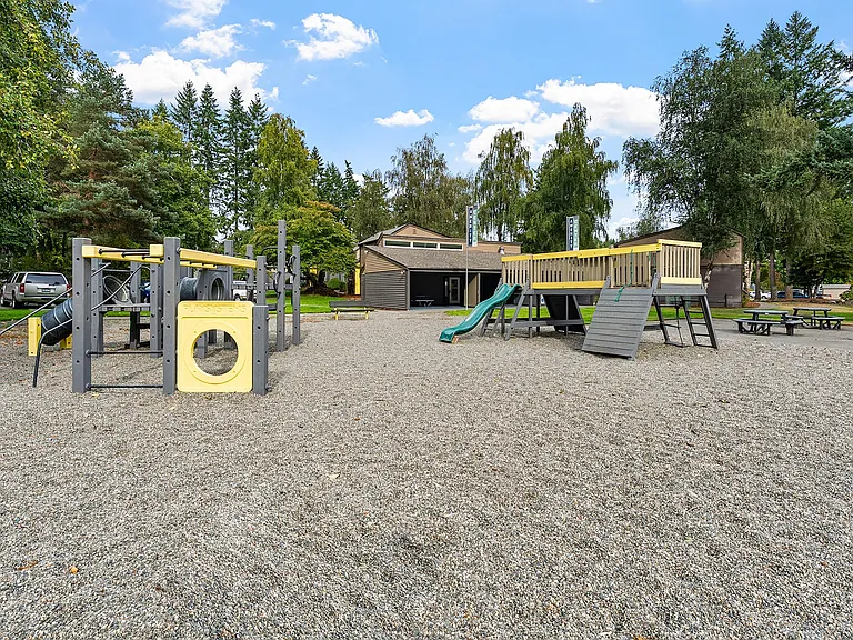The Clubhouse at Port Orchard — Photo 20