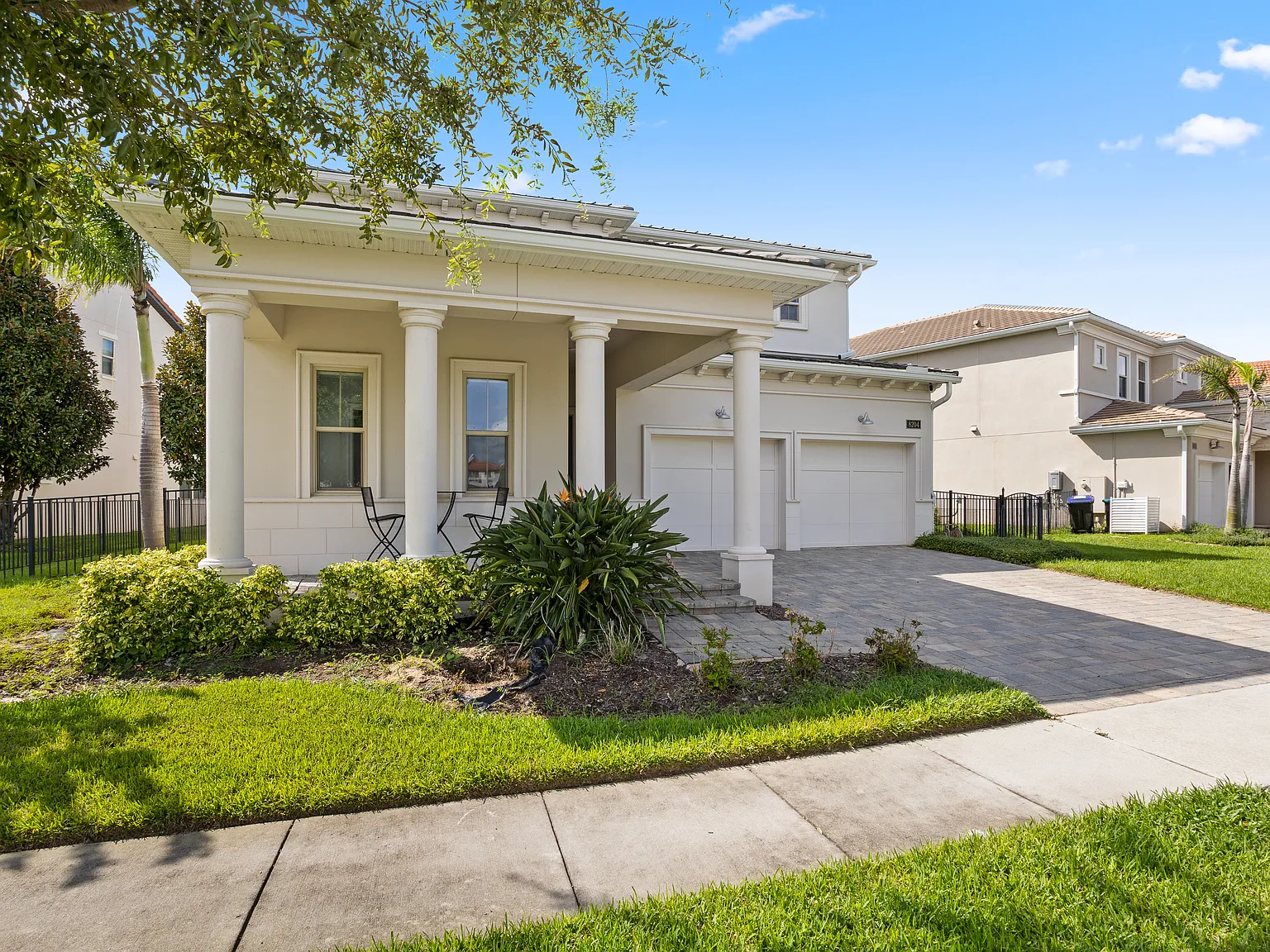 6 bed, 4207 sqft, $6,000 — Photo 3