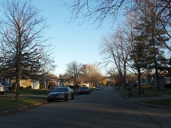 5th image of 311 N Hampton Dr