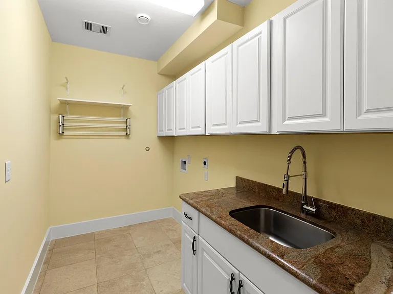 11518 Summerhill Ln — Photo 45