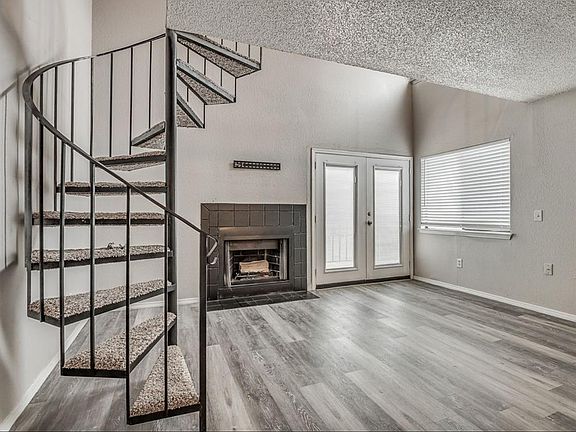 4th image of 11560 N May Ave #G201