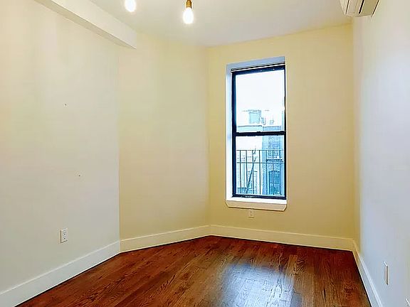 4th image of 2077A Fulton St APT 3B