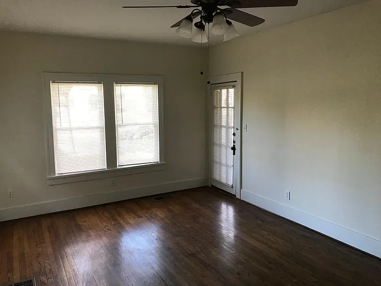 4604 Gaston Ave — Photo 6