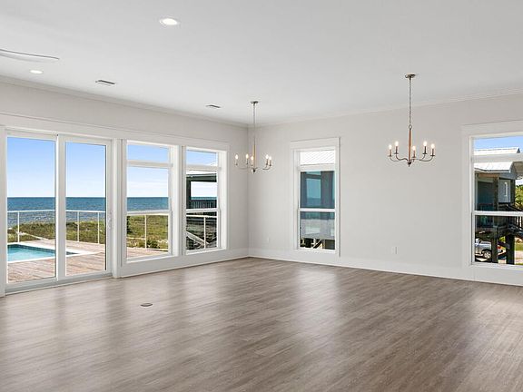 3rd image of 249 Watermark Way