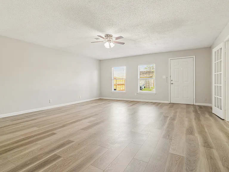 219 Running Brook Ln — Photo 14