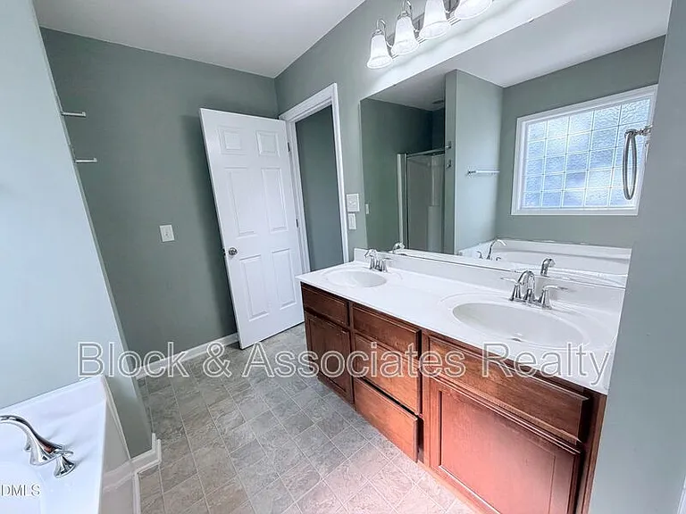 536 Gooseberry Dr — Photo 11