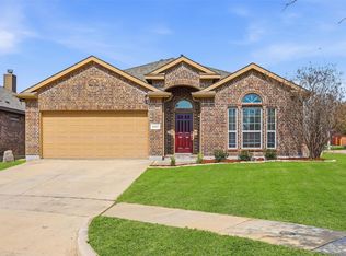2421 Windhaven Dr, Denton, TX 76210