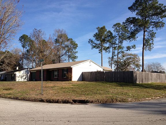 5th image of 1701 Donna Dr