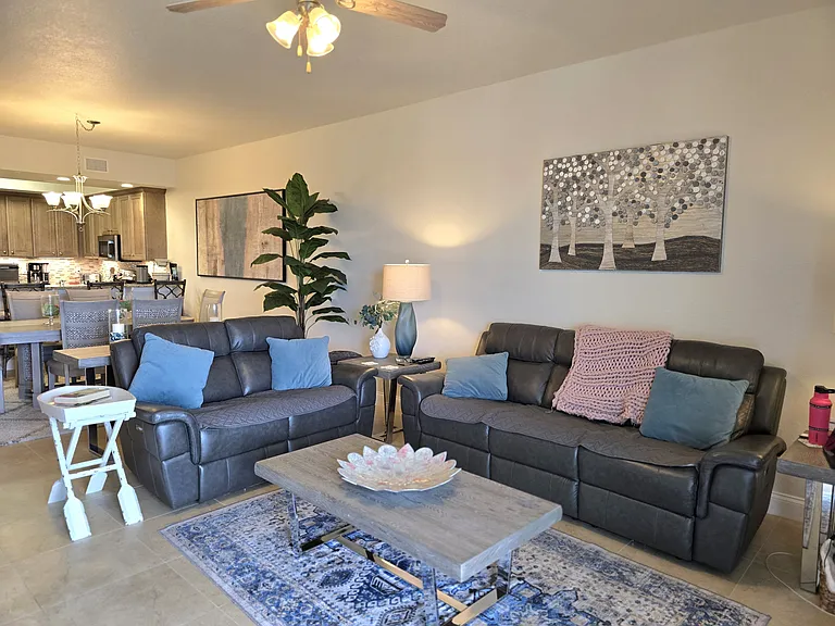 3 Riverwalk Dr #404 — Photo 10