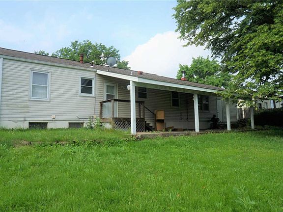 3rd image of 10957 Edgecliffe Dr