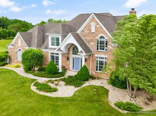 24580 N Whispering Wheat Ln, Cary, IL 60013