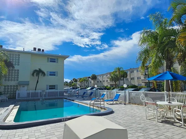 230 Columbia Dr, Cape Canaveral, FL