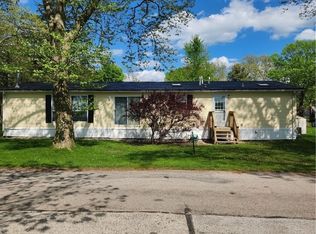 7052 Whitesands Blvd, Madison, OH